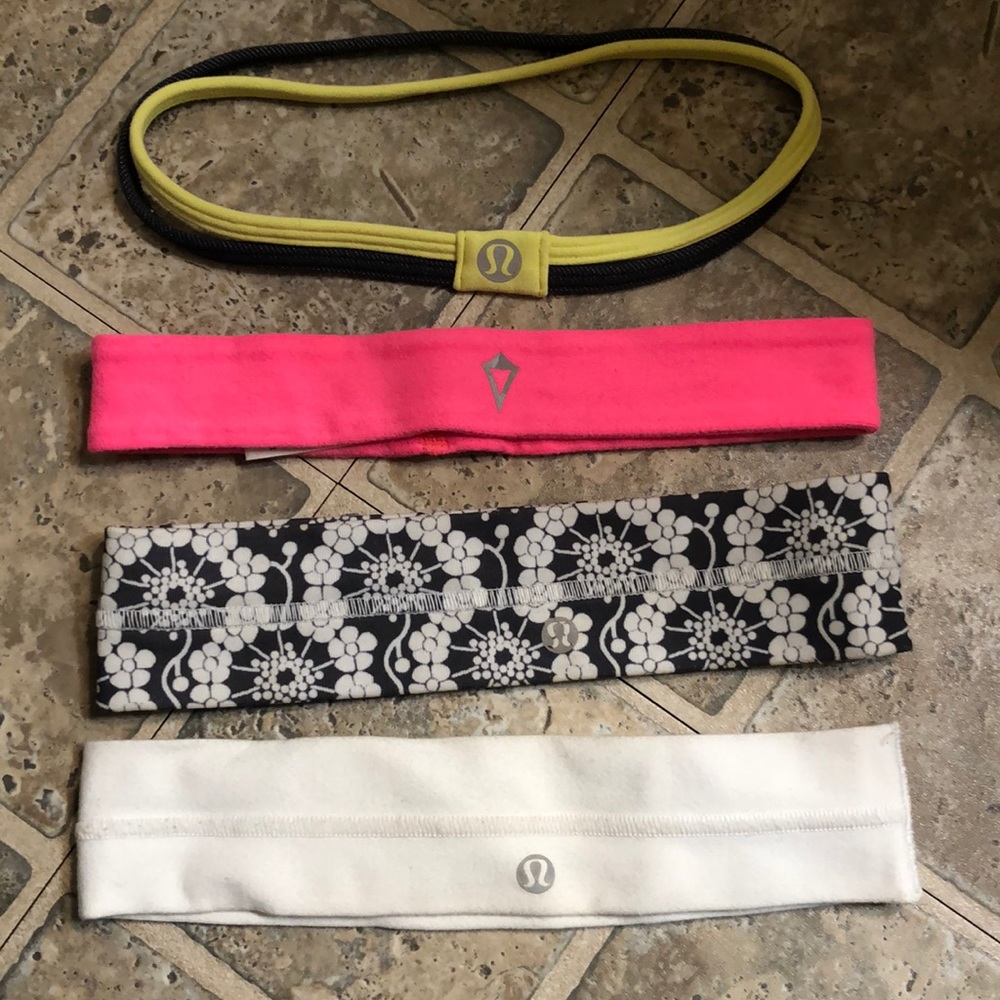 Four lululemon/ivvva headbands